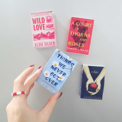 Mini Books Magnet™